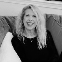 Joanna Jewett Email & Phone Number