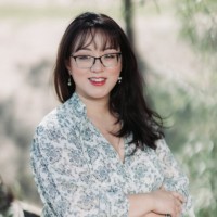 Stephanie Tsen Email & Phone Number