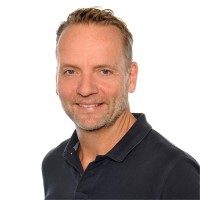 Vinzenz Baur Email