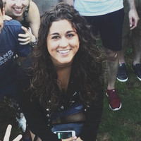 TheWhiteam Employee Laura Calzada's profile photo