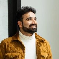 Traversal Employee Raaz Dwivedi's profile photo