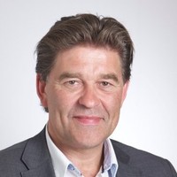 Nils Kavli Email