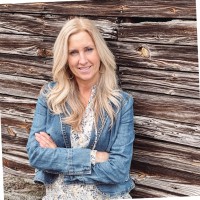 Visual Comfort & Co. Employee Amy Dillon's profile photo