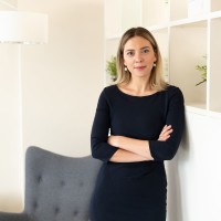 Augusta Bunting Email & Phone Number