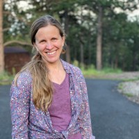 Carrie Warner Email & Phone Number