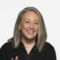 Signal Theory Inc. Employee Diane Young's profile photo