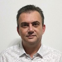 Luís Roberto Fernandes Pedro Email & Phone Number