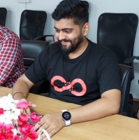 ReBid Employee Deepak Suhag's profile photo