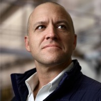 E-mail e número de telefone de John Bissell