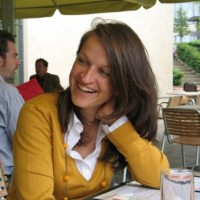 Caroline van Den Abeelen Email