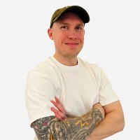 Dino Väärä Email & Phone Number