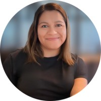 Libni Mora Email
