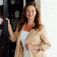 Anna Hayner Email & Phone Number