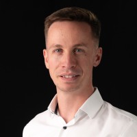 Jonas Schnitzer Email