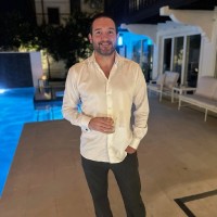 Vroom Delivery Employee John Nelson's profile photo