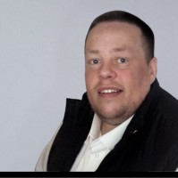 Ian Stringer Email