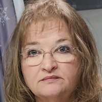 Lisa Crouch Email & Phone Number