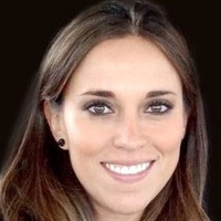 Daniela Llano Email
