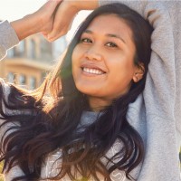 Leslie Santijanna Email & Phone Number