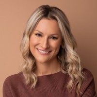 Lauren Adams Email & Phone Number