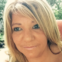 Dean Supply Employee Tammy Desatnik's profile photo