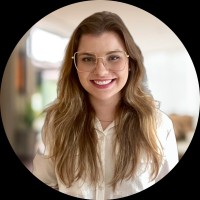 Juliana Lazaris Email