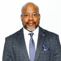 Lawrence Knuckles