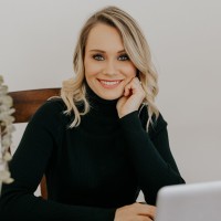 Ualett Employee Andrea Martin's profile photo