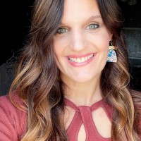 Midwestern Pet Foods Employee Diane Nicholas's profile photo