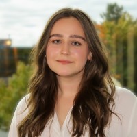 Riana Vidjen Email