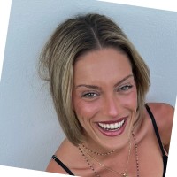 Sanitas Employee Clara Robert's profile photo