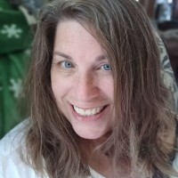 STEEL TOOL & ENGINEERING CO. Employee Shelley Suda's profile photo