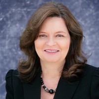 Wells Fargo Advisors Employee Elizabeth Lear's profile photo