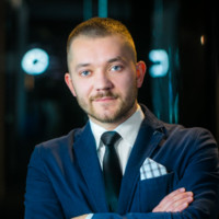 Daniel Bąk Email