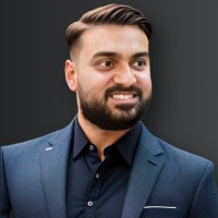 Engine Tech Employee Shahzoab Khan's profile photo