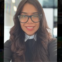 Itzel Arias Email