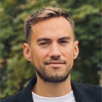 Johan Ahlenius Email