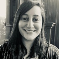 Mariana Pelicioni Email
