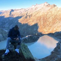 Daniel Petre Email