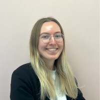 Maaike Komen Email