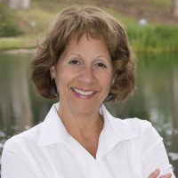 Robin Kelley Email & Phone Number
