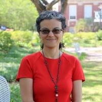 Esra Özcan Email