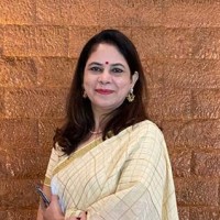 iDreamCareer.com Employee Meenu Arora's profile photo