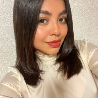 Dafne Juárez Email