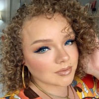 Emily Wright Email & Phone Number