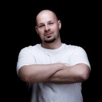 Mathieu Léonard Email