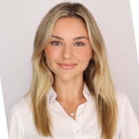 Malia Mills Employee Elena Read's profile photo