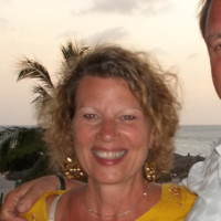 Cynthia Barcellos Email