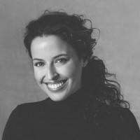 Dani Smith Email & Phone Number