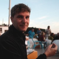 Bas van Laar Email